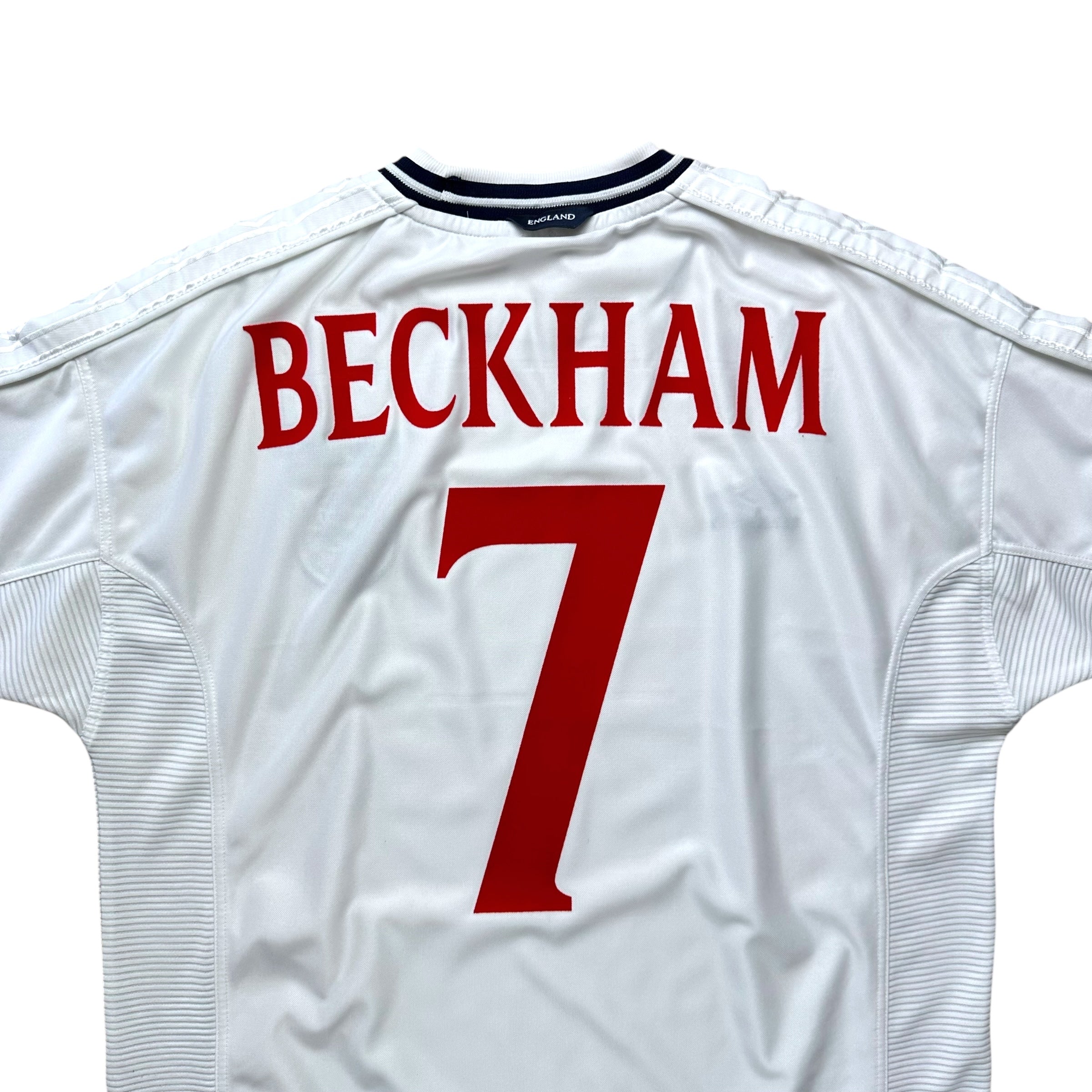 England 2000 Home Shirt (L) Beckham #7