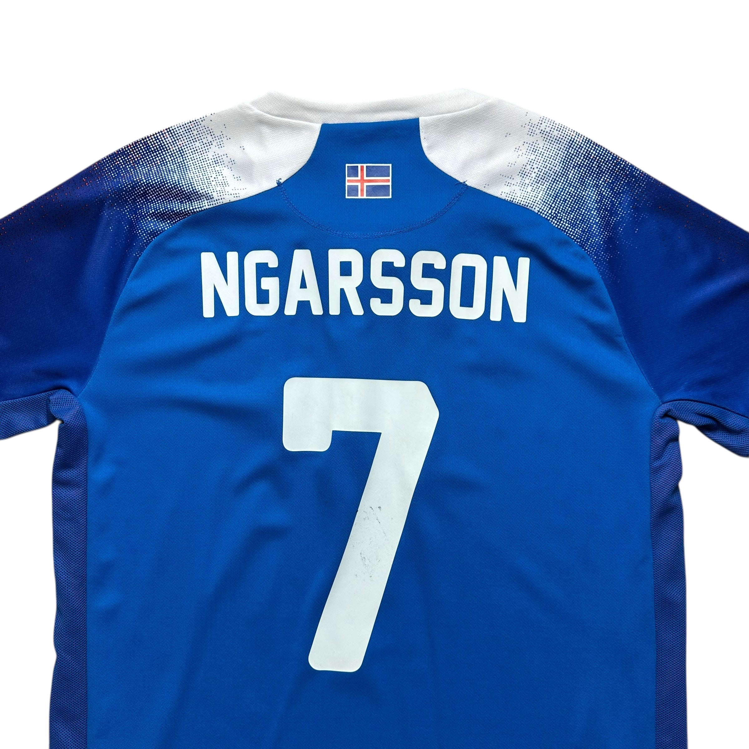 Iceland 2018 Home Shirt (M) Ngarsson #7