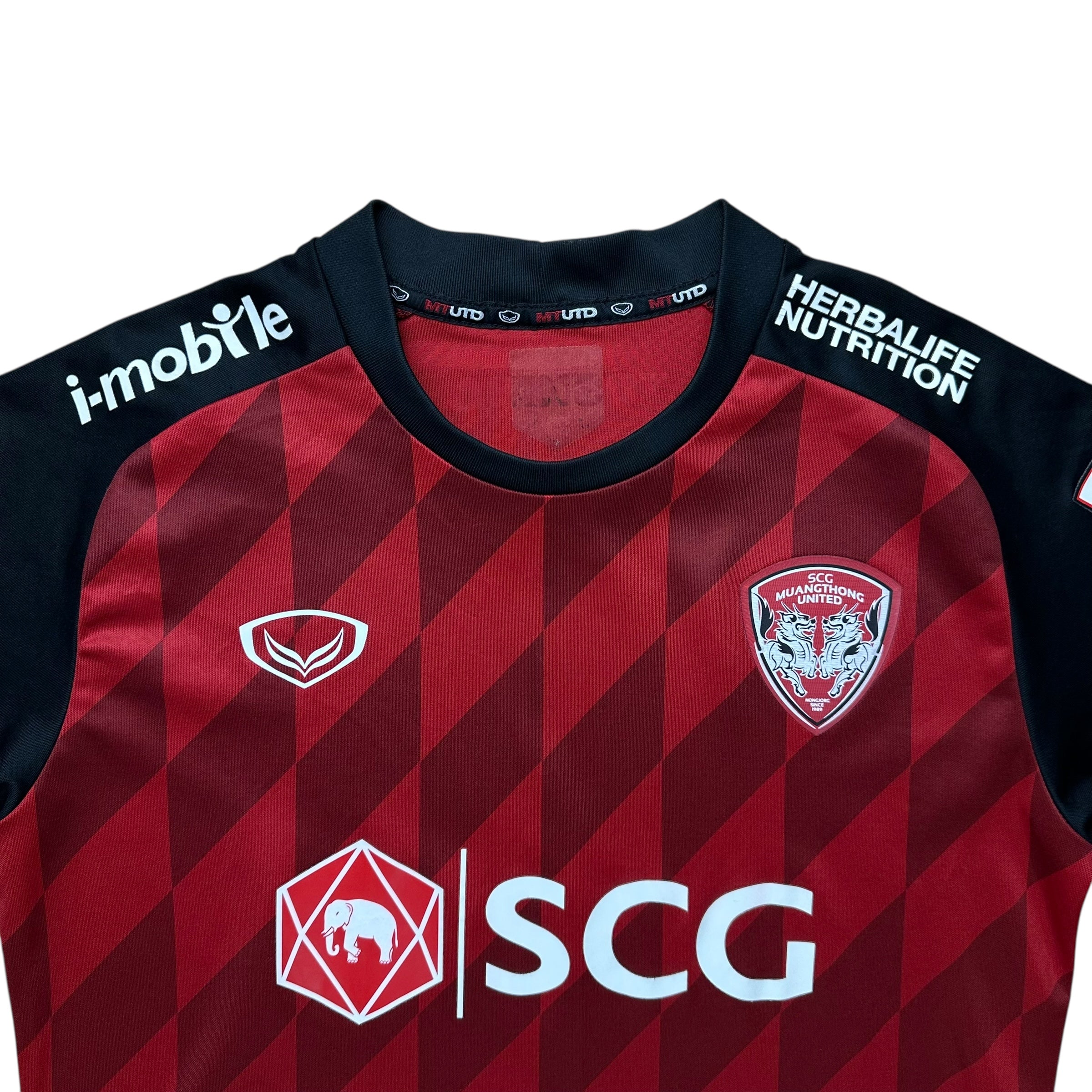 Muangthong United 2015-16 Home Shirt (M)