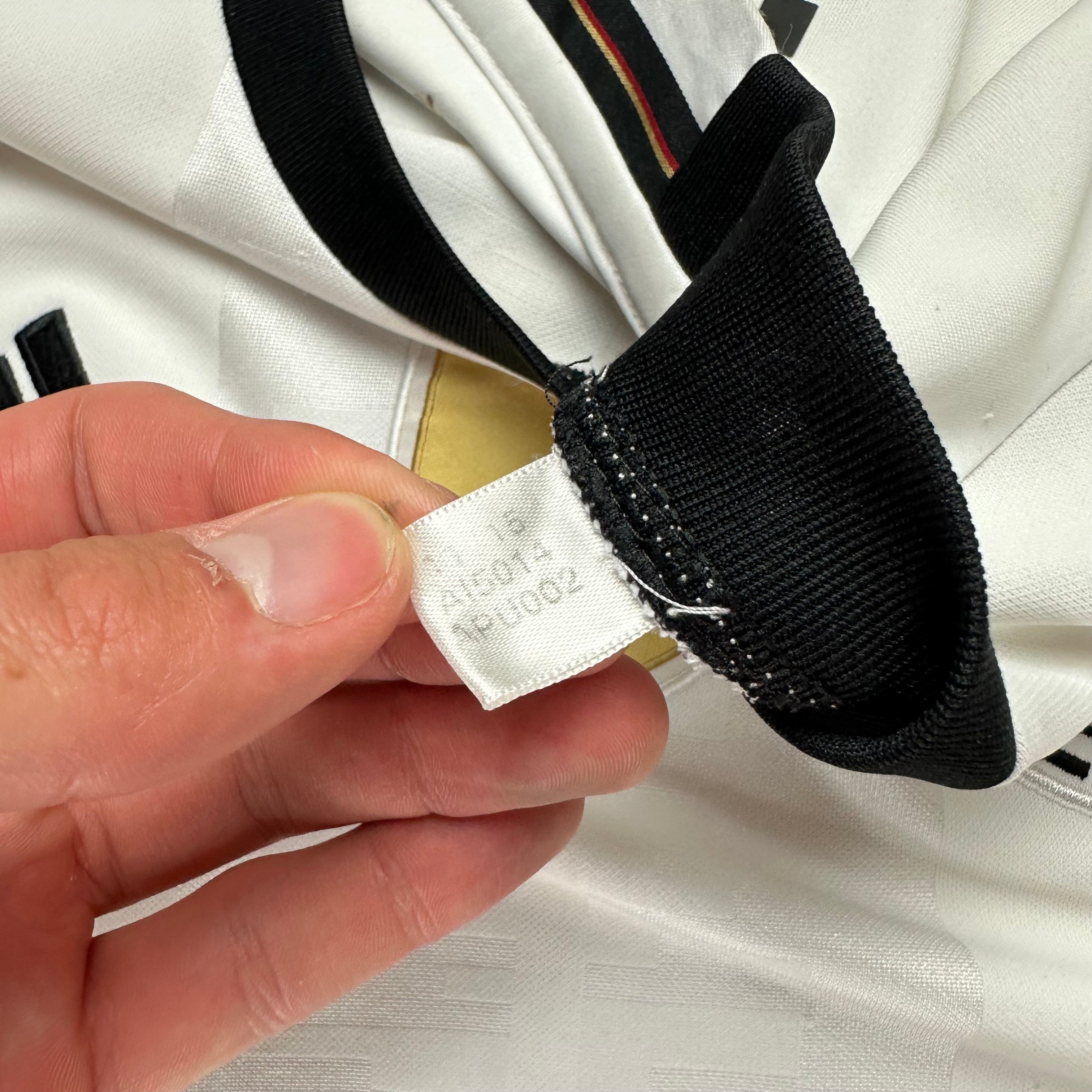 Germany 2016 Home Shirt (S) Ozil #8