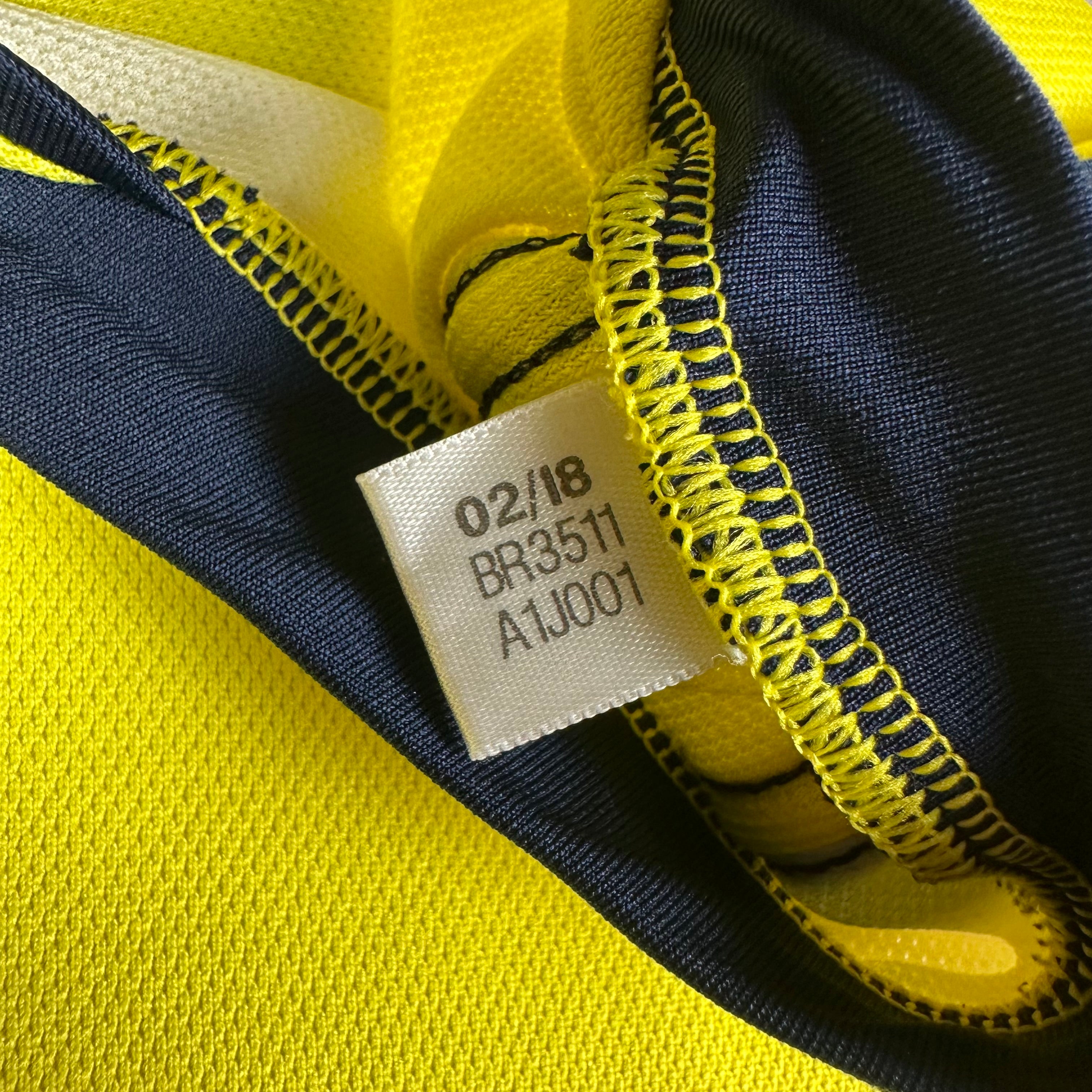 Colombia 2018 Home Shirt (M) James #10