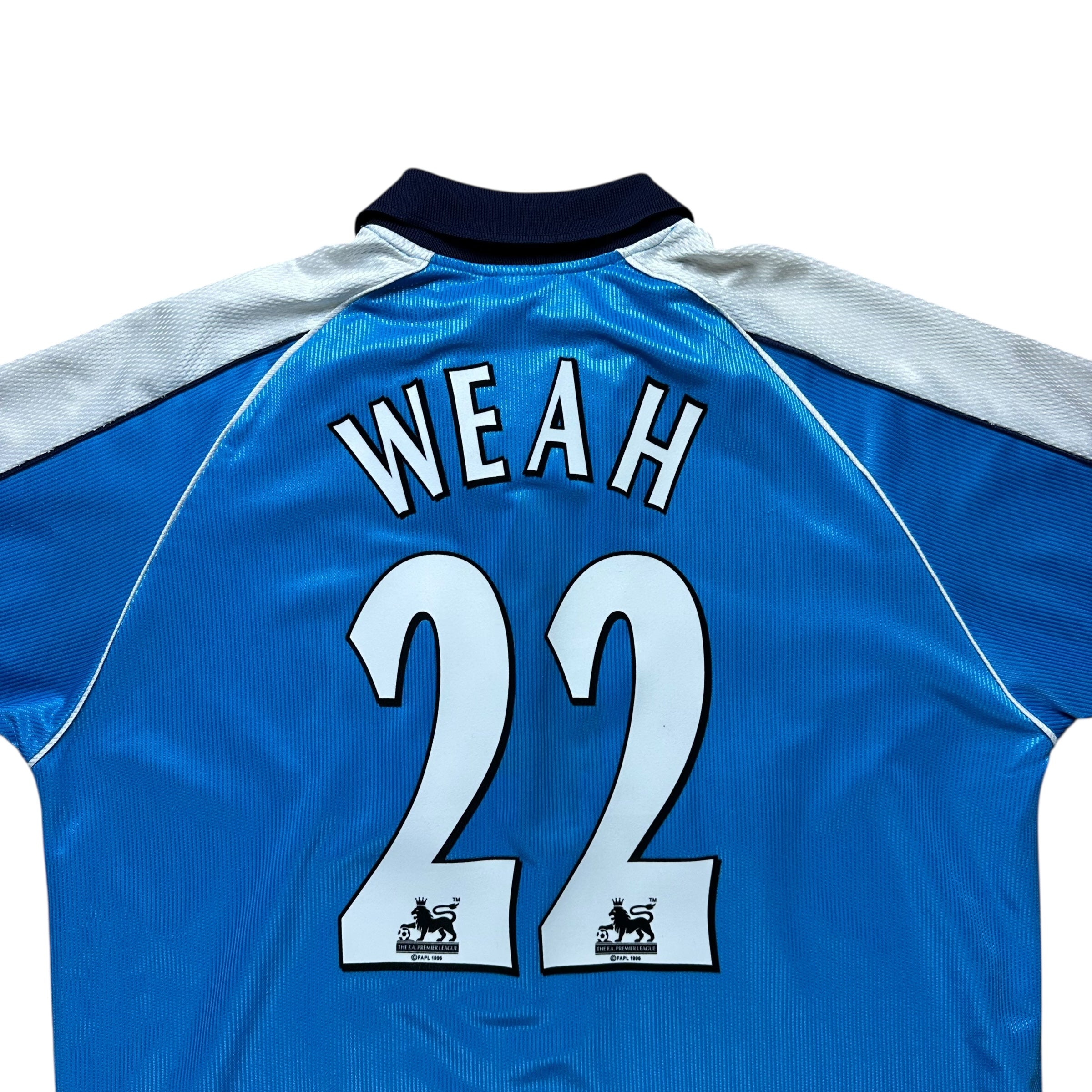 Manchester City 1999-00 Home Shirt (L) Weah #22