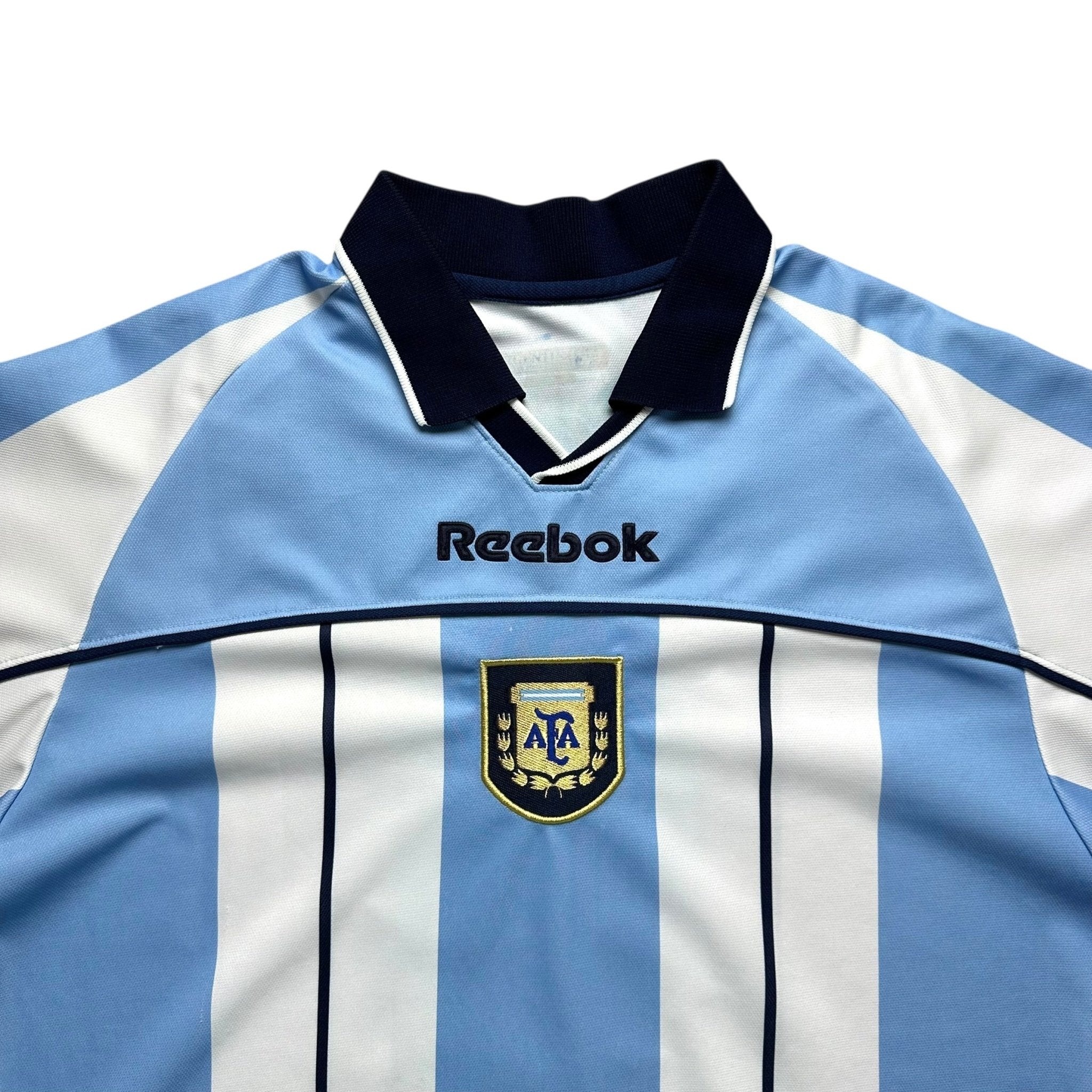 Argentina 2000 Home Shirt (M) Batistuta 9 - Kitplug
