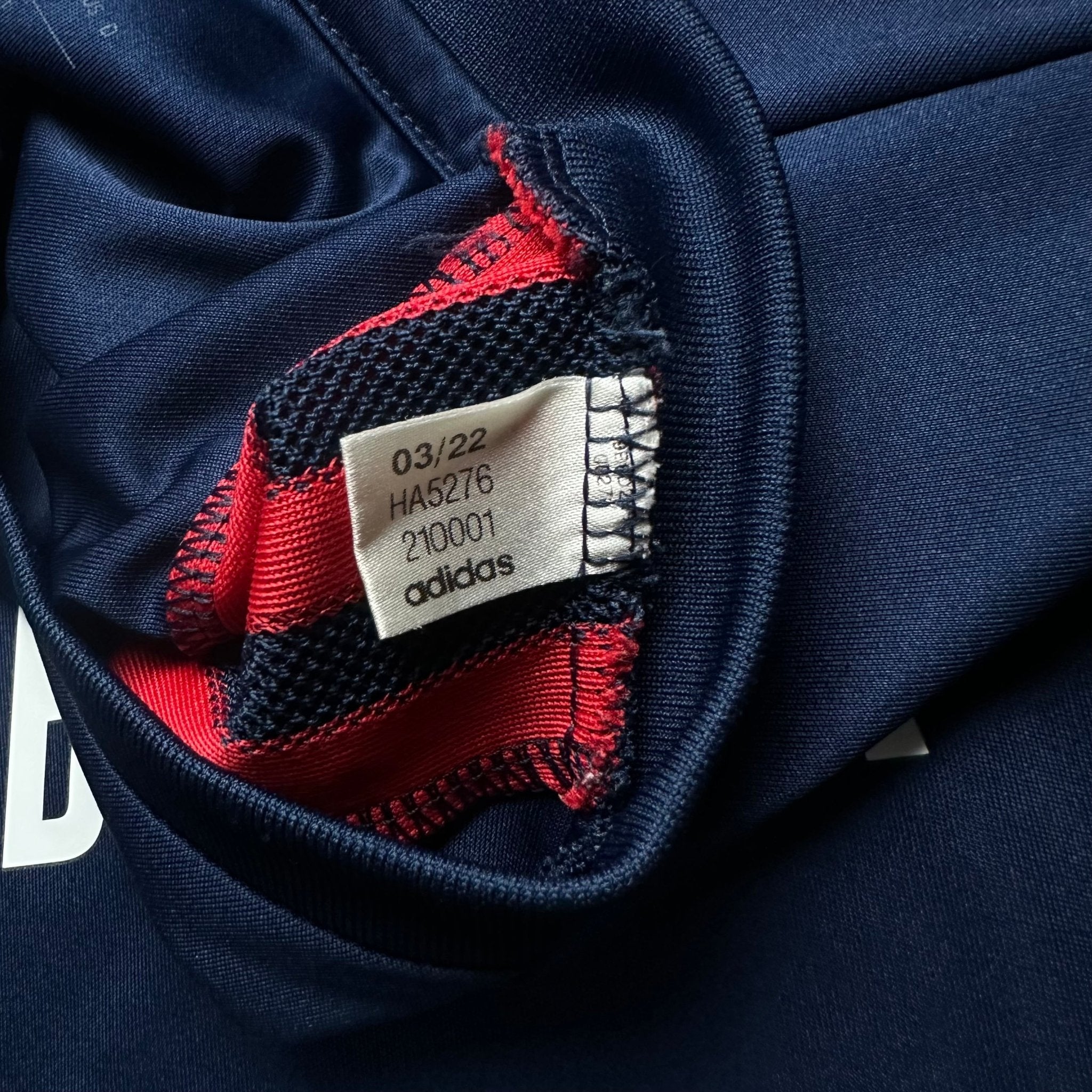 Arsenal 2022 - 23 Training Shirt (M) - Kitplug