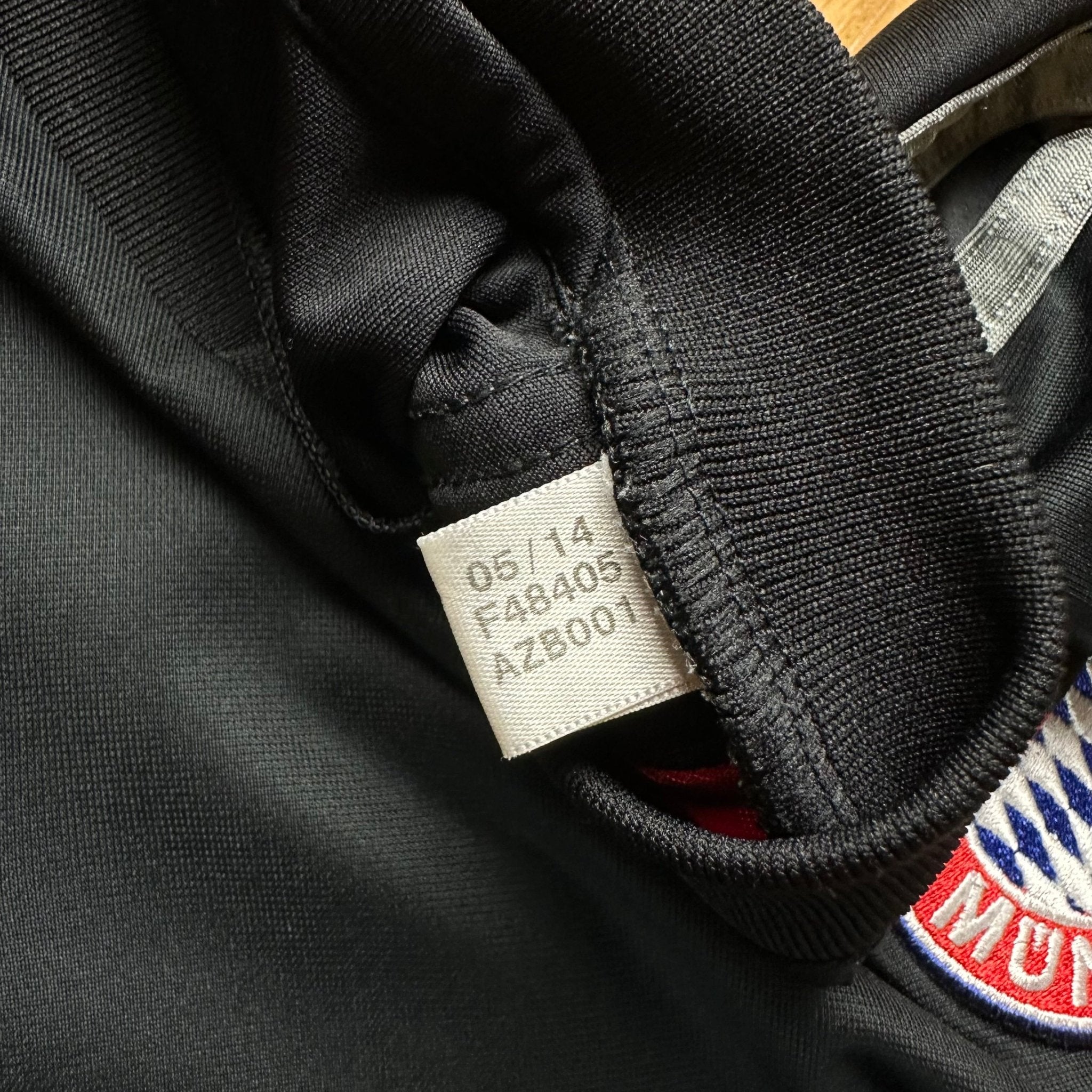 Bayern Munich 2014 - 15 Third Shirt (S) Alonso 3 - Kitplug
