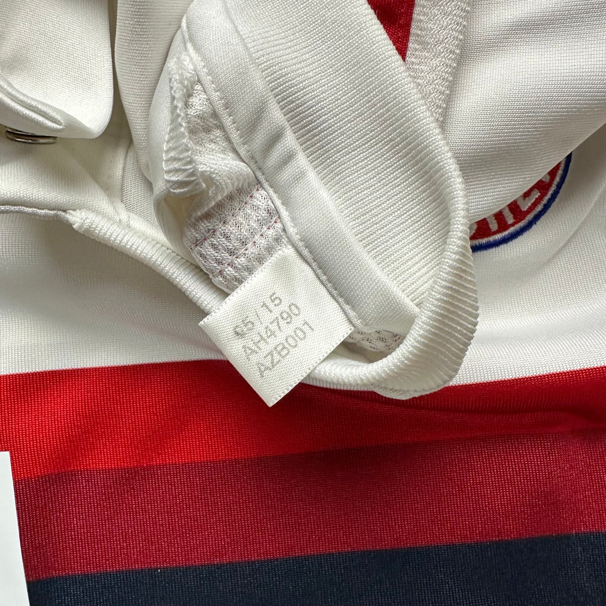 Bayern Munich 2015 - 16 Away Shirt (M) Muller 25 - Kitplug