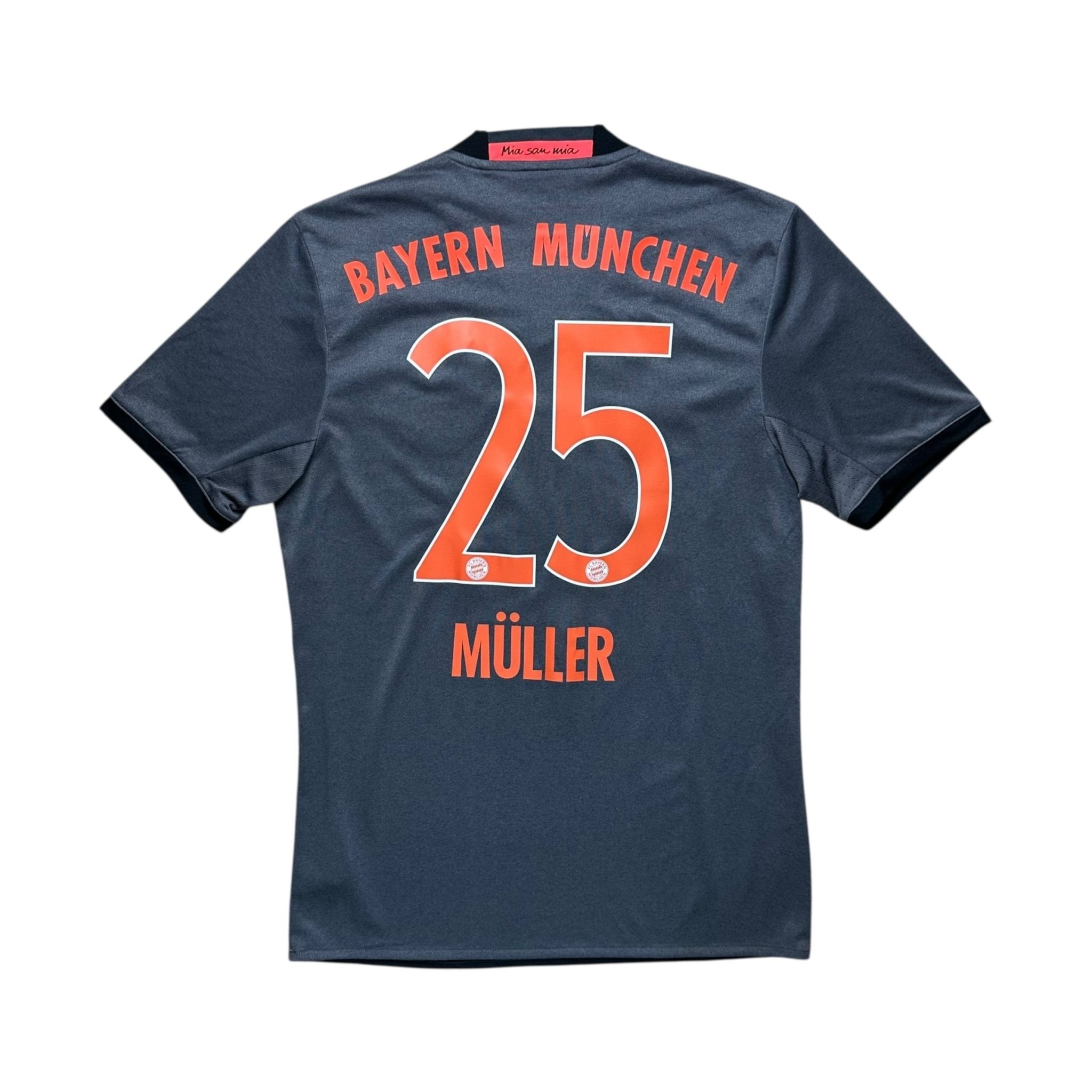Bayern Munich 2016 - 17 Away Shirt (S) Muller 25 - Kitplug