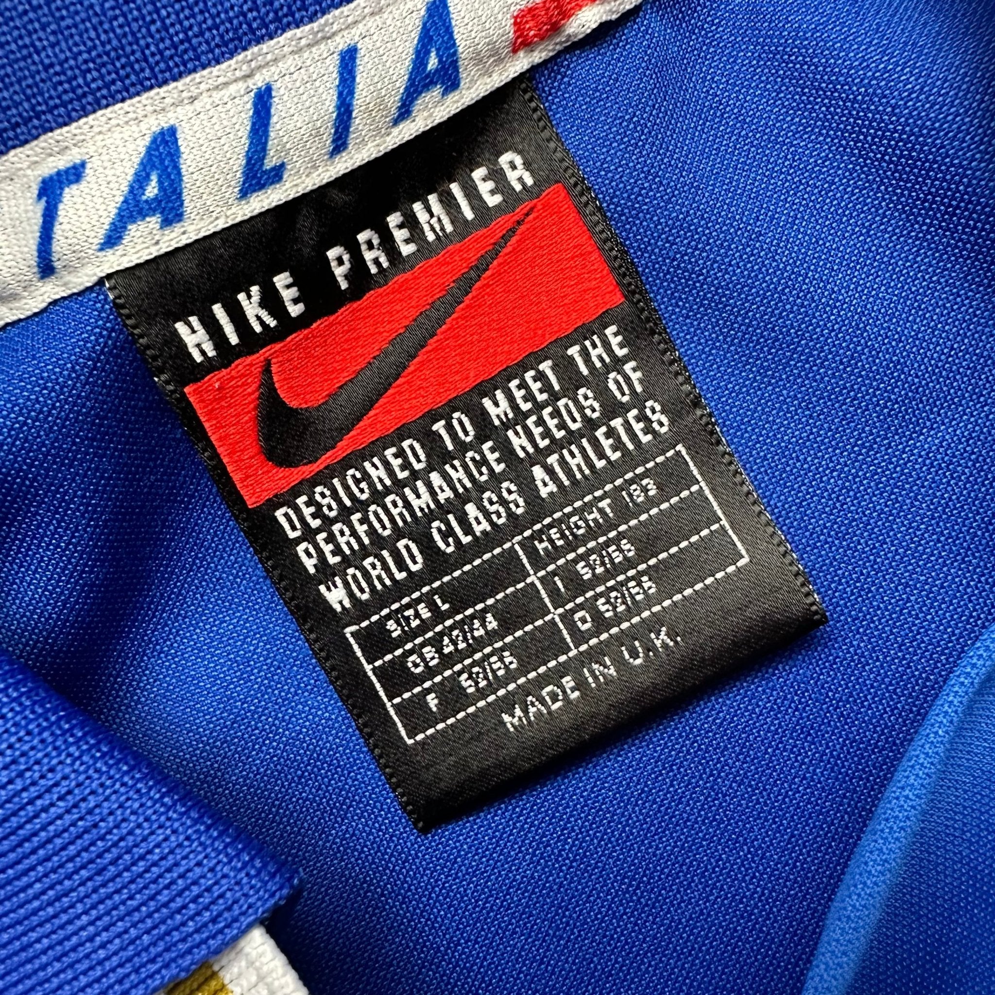 Italy 1996 Home Shirt (L) Maldini 3 - Kitplug