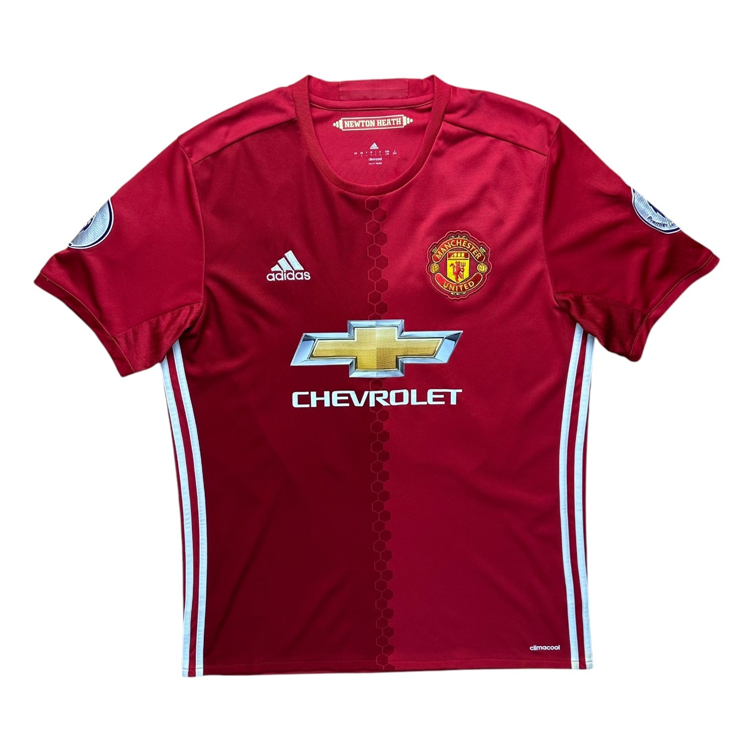 Manchester United 2016 - 17 Home Shirt (L) Schneiderlin 28 - Kitplug