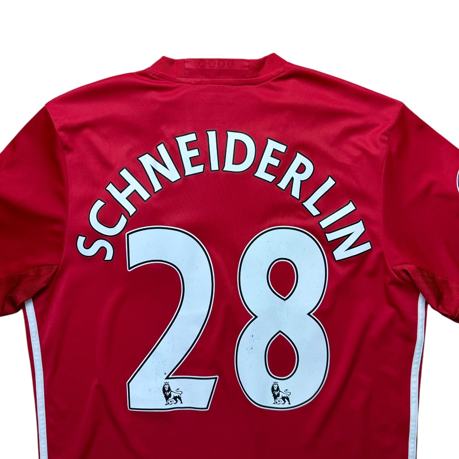 Manchester United 2016 - 17 Home Shirt (L) Schneiderlin 28 - Kitplug