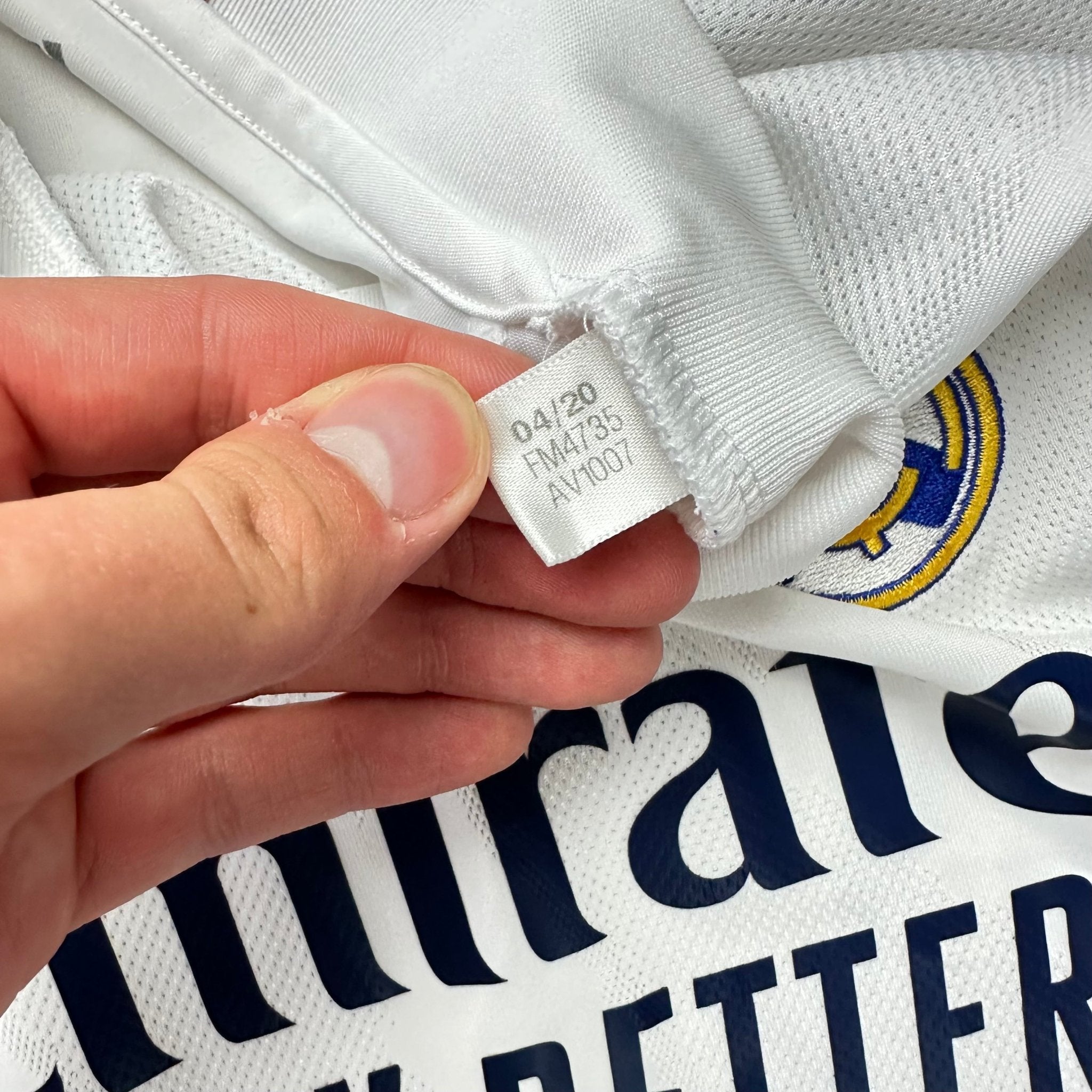 Real Madrid 2020 - 21 Home Shirt (S) Benzema 9 - Kitplug