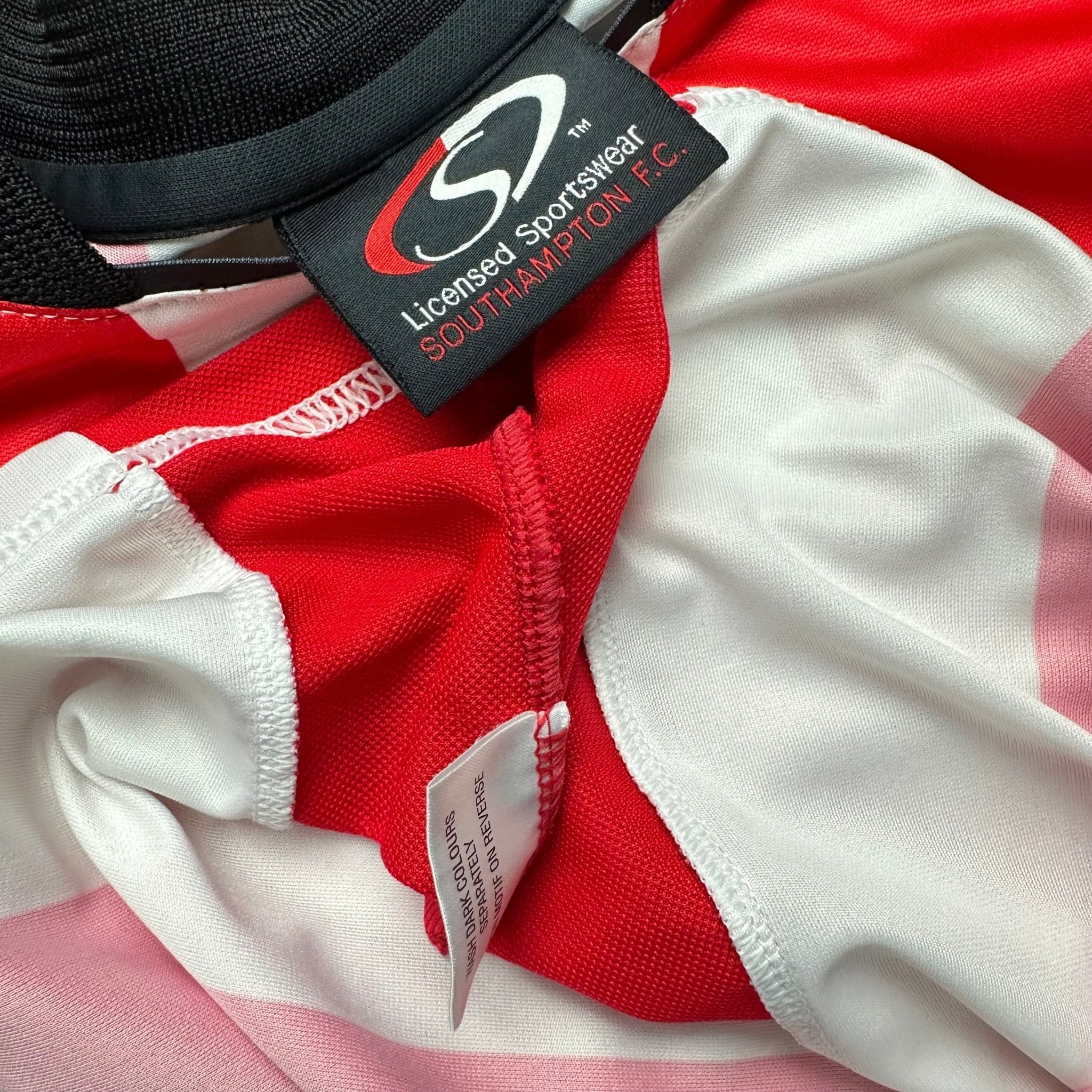 Southampton 2006 - 08 Home Shirt (L) Bale 22 - Kitplug