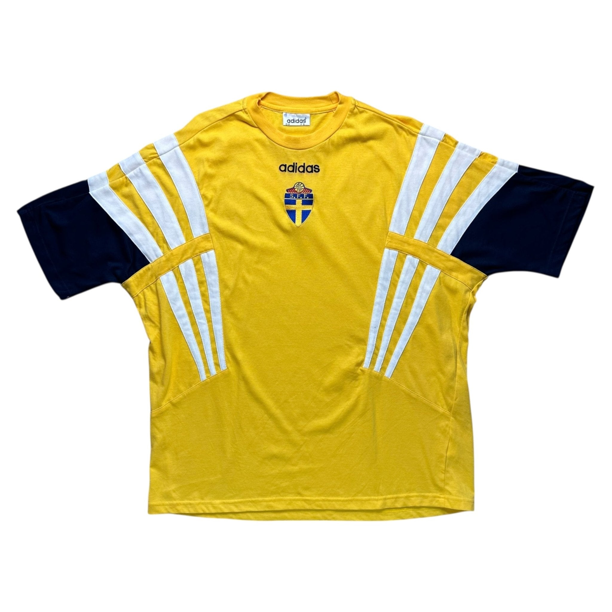 Sweden 1996 Training T-Shirt (L) - Kitplug